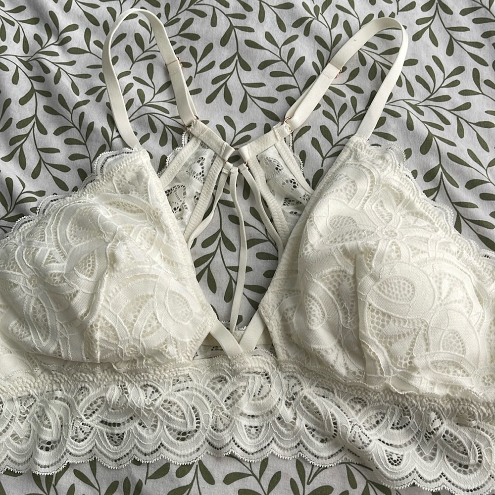 Aerie Plunge Lace Bralette